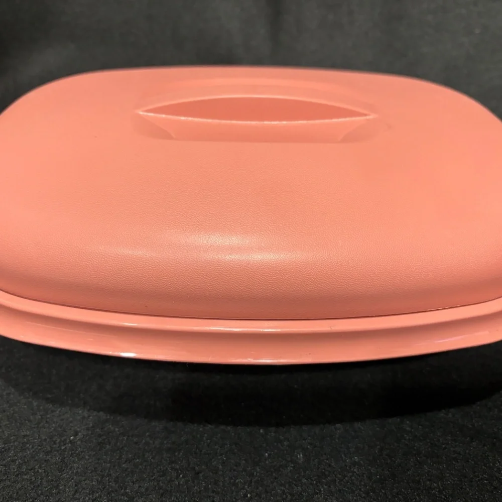 TUPPERWARE 3 Piece Oval Plastic Microwave 6 Cup Streamer Serve & Store #1273-6